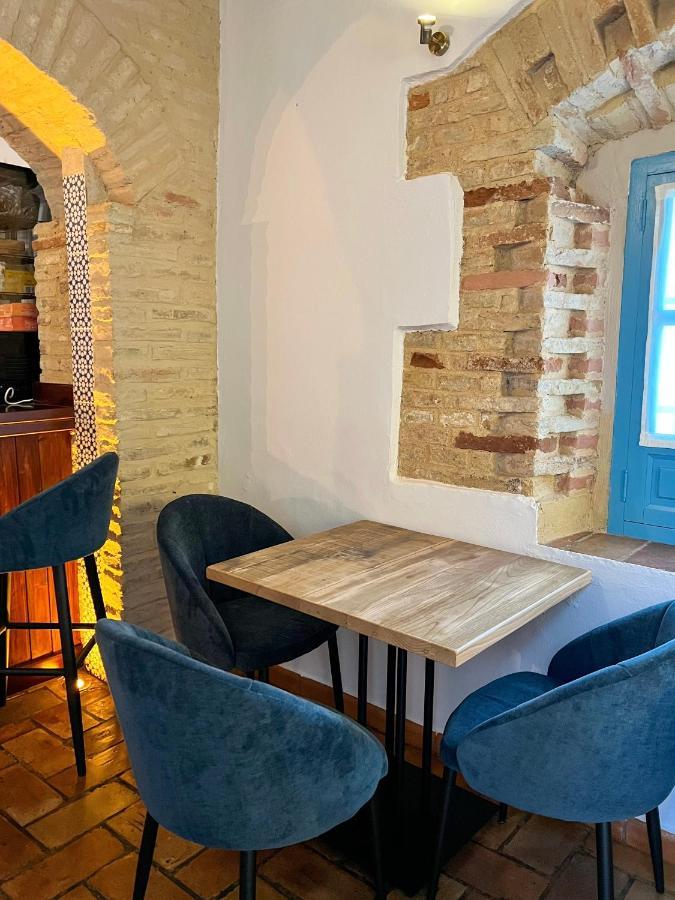 Hostal Servilia Carmona  Bagian luar foto