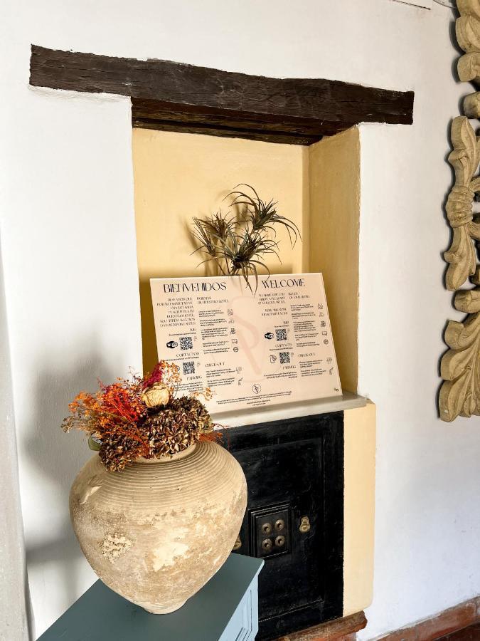 Hostal Servilia Carmona  Bagian luar foto