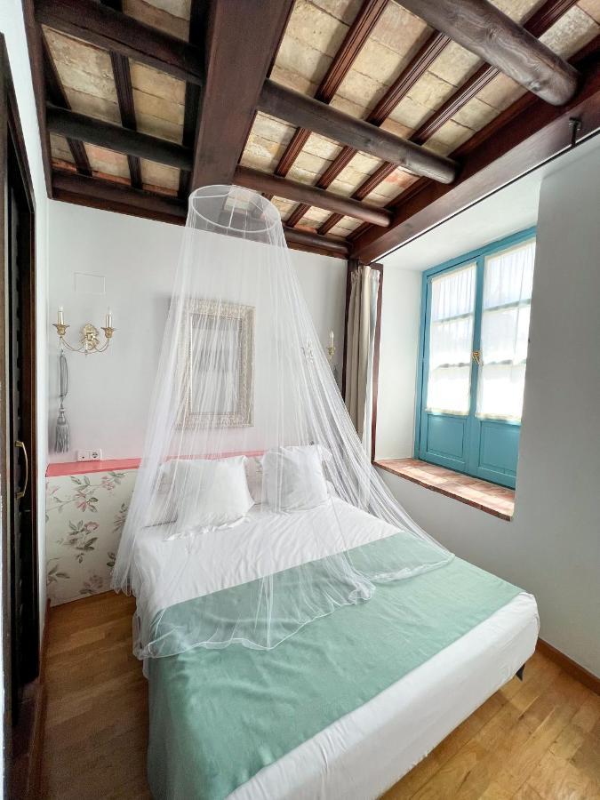 Hostal Servilia Carmona  Bagian luar foto